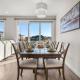 3 Bedroom Sage House with AC, Driveway Parking, King Bed & More, Calgary (fotografie 4)