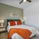 Stylish Phoenix Suite by Zenia Stays - Central & Cozy Escape - Fotografie 2