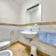 GOLDEN LUXE - Jacuzzi Modern Front Sea Private Parking, Marina di Pietrasanta (fotografie 3)