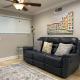 Two bedroom apt with desk washer dryer & pool, Baton Rouge (photo 2)