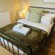 Central Two Bedroom Home with Parking Cardiff - Foto 8