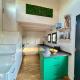 Tiny House Abenteuer mit Hot Tub, Scharten