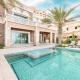 JuliusHomes - 5BR Villa with Pool in Palm Jumeirah Dubai - Foto 3