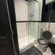 Stunning 2-bedroom Apartment in Manchester Centre, Manchester - Photo 8