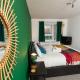 Modern Retreat - 2BD Apt with Lush Greenery at Sheffield, Sheffield (Foto 2)