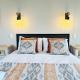 Free carpark, balcony with park views, pool and spa, Окленд - Фото 5