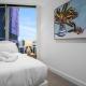 Stylish and Bright Apt In Best Location w Gym, Pool!, Melbourne - Photo 7