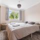 Modern Serenity in Langley Vale, Kingswood Warren (foto 5)