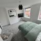 Spacious Private Room with TV in Shared House, Altofts (foto 2)
