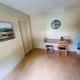 Nice bedroom in Lincoln with shared bathroom 1, Lincoln (Foto 7)