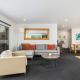 Stylish Northcote Point Bungalow, Окленд - Фото 3