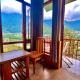 Himalayan Nomad Cottage, manali ! all 2 bedroom independent cottages ! personal lawn every cottage ! parking ! scenic mountains view ! spacious rooms !, Manali - Foto 2