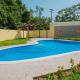 Modern town house with pool and 3 Bdrms, Роатан (фото 4)