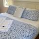 4 Bedroom Cape Getaway, 5 Min Drive to Beach, Pool Table, Grill, Backyard, Falmouth (fotografie 9)