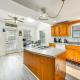 Richmond Home w/ Deck: 1 Mi to Richmond Raceway!, Richmond (foto 8)