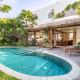 Villa Belle Oasis - Next To Canggu 5BR Tropical Paradise with Private Pool & Stunning Rice Field Views