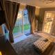 Secluded cosy extension with free parking, sleeps 4, Blackwater (foto 7)