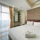 Comfy 3BR at Grand Asia Afrika Bandung Apartment By Travelio, Bandung - Fotografie 1