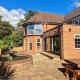 Large 4 bedroom house on the river Wensum sleeps 13, Earlham