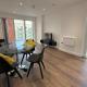 Modern 2 bed with parking - Grand Exchange, Brackn Bracknell - Photo 4