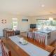 Unwind on The Fairway - Matarangi Holiday Home Whitianga - Fotografie 4