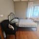 Guest Rooms in Private Home by Airport, Shared Bath, Non-Smoking, Contactless Check-in, No Staff, Quiet Stay, Short Stay, Kněžívka (foto 3)