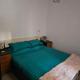 Luxury 1 Bedroom Apartment, Roşu - 写真 1