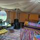 Cosy Glamping Yurt with log burner on our smallholding, ideal family getaway or romantic retreat Narberth - Foto 4