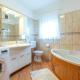 Gorgeous Apartment In Duce With Wifi, Duće - Foto 10