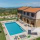 Villa Paradiso Distria