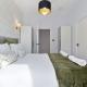 Prime Central London Stay, modern Apartments with AC, Лондон (фото 5)