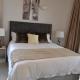 6 Woodmead Suites