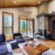 Gold Bend Getaway, Truckee