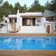 Holiday villa with pool in Cala Tarida - Fotografie 3