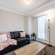 EACO12 - Stylish 1-BR Loft Apt | Spacious, Free WiFi & A/C Mandurah - Photo 4