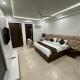 Hotel the royal Oakes, New Delhi - Foto 9