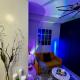 Evergreen suite- 1 bed 1 sofa bed, light sync TV, Manila - Fotografie 6