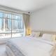 Luxurious Apartment with Marina Views, Dubai - Photo 8