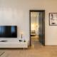 Chic & Central New Town Apartment by Subway, Praha - Fotografie 3