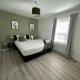 Stylish 4 Bed Home in Aylesbury, Buckinghamshire - Photo 8