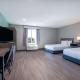 ECHO Suites Extended Stay by Wyndham Indianapolis AmeriPlex - Photo 10