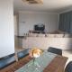 Spacious Seaview 1 Bedroom Apt, Durban - Fotografie 7