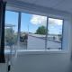 4 Beds including 1 Double Bed, 1 Single Beds, 2 Double Sofa Beds, Suite 2, 37 Totara Avenue, New Lynn, Окленд - Фото 5