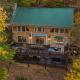 Mountain View, Secluded Lodge, Forest Escape, Leicester
