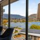 Penthouse with Marina Views - Studio or Two Bedroom Apartment Wanaka - Foto 9