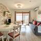 MarketHome Bouganvillas 2