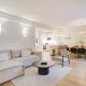 Passy - Eiffel Tower - Amazing 2BR with garden, Paris - Foto 1