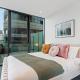 Central Entertainer with Panoramic City Views, Melbourne - Fotografie 9