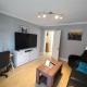 2 Bed Flat Near Station with Parking&Comgarden, Sutton
