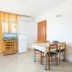 Apartments by the sea Slatine, Ciovo - 23332, Slatine (fotografie 8)